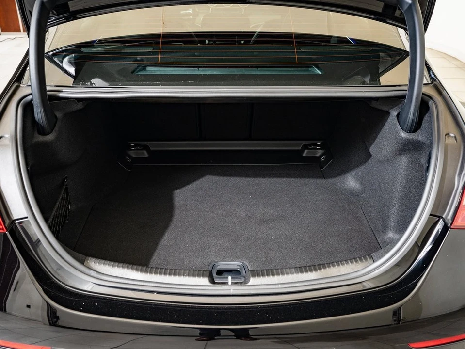 2024 Mercedes-Benz W206 C-Class - Image 17 of 21
