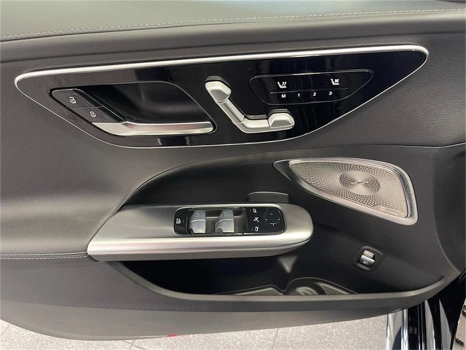 2024 Mercedes-Benz W206 C-Class - Image 24 of 31