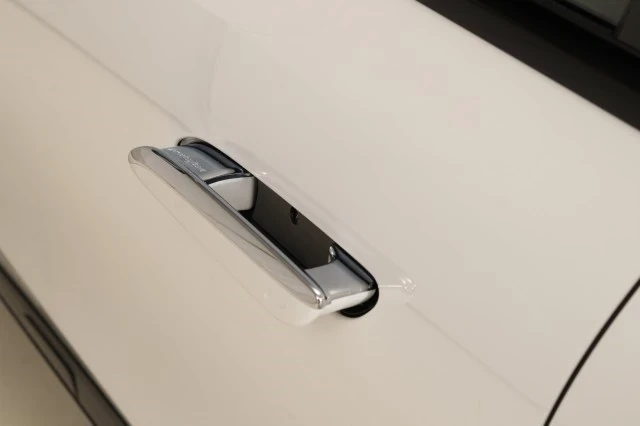 2024 Mercedes-Benz W214 E-Class - Image 18 of 21