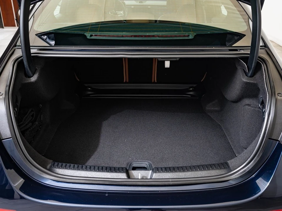 2024 Mercedes-Benz W214 E-Class - Image 17 of 21