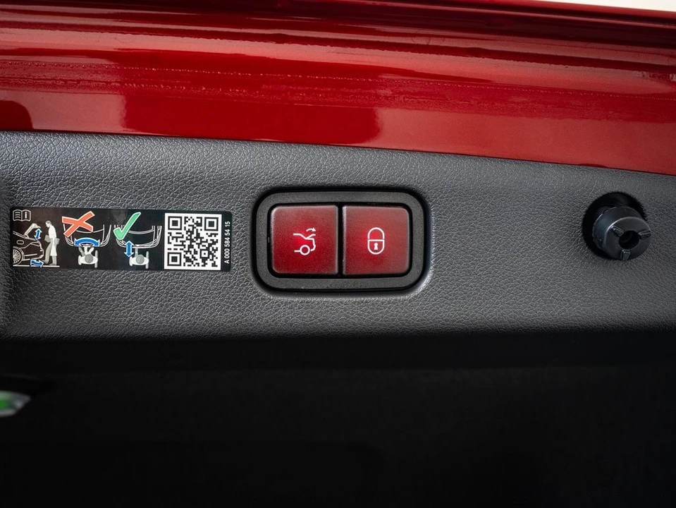 2024 Mercedes-Benz W214 E-Class - Image 17 of 21