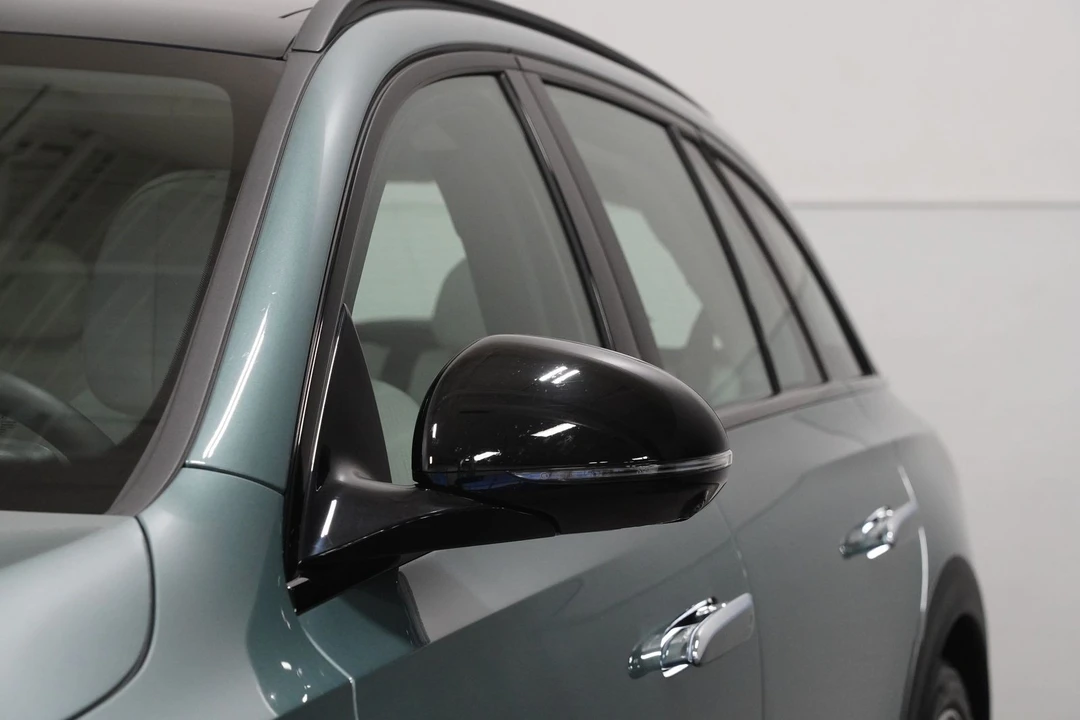 2024 Mercedes-Benz W214 E-Class - Image 9 of 12