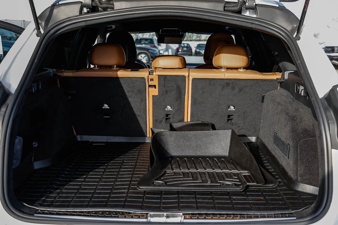 2024 Mercedes-Benz W214 E-Class - Image 27 of 31