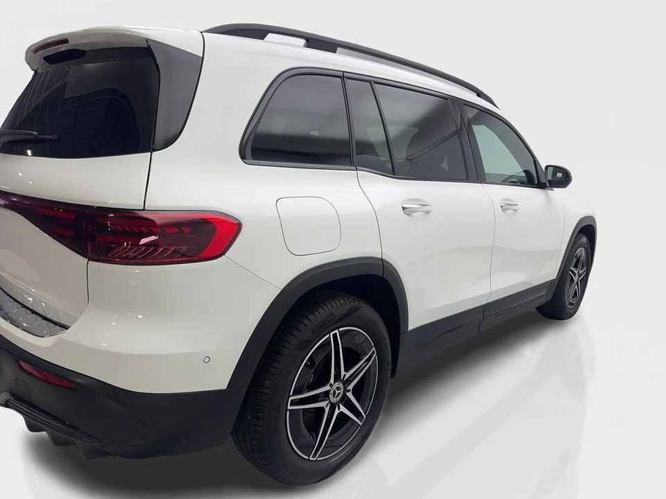 2024 Mercedes-Benz EQB - Image 13 of 21