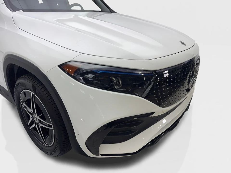 2024 Mercedes-Benz EQB - Image 17 of 21