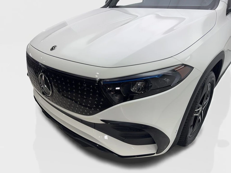 2024 Mercedes-Benz EQB - Image 16 of 21