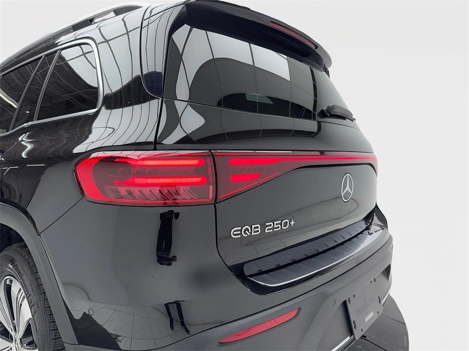 2024 Mercedes-Benz EQB - Image 11 of 12