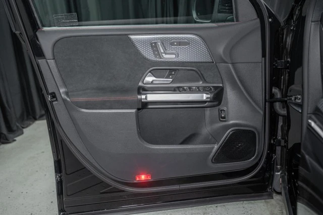2024 Mercedes-Benz EQB - Image 11 of 12