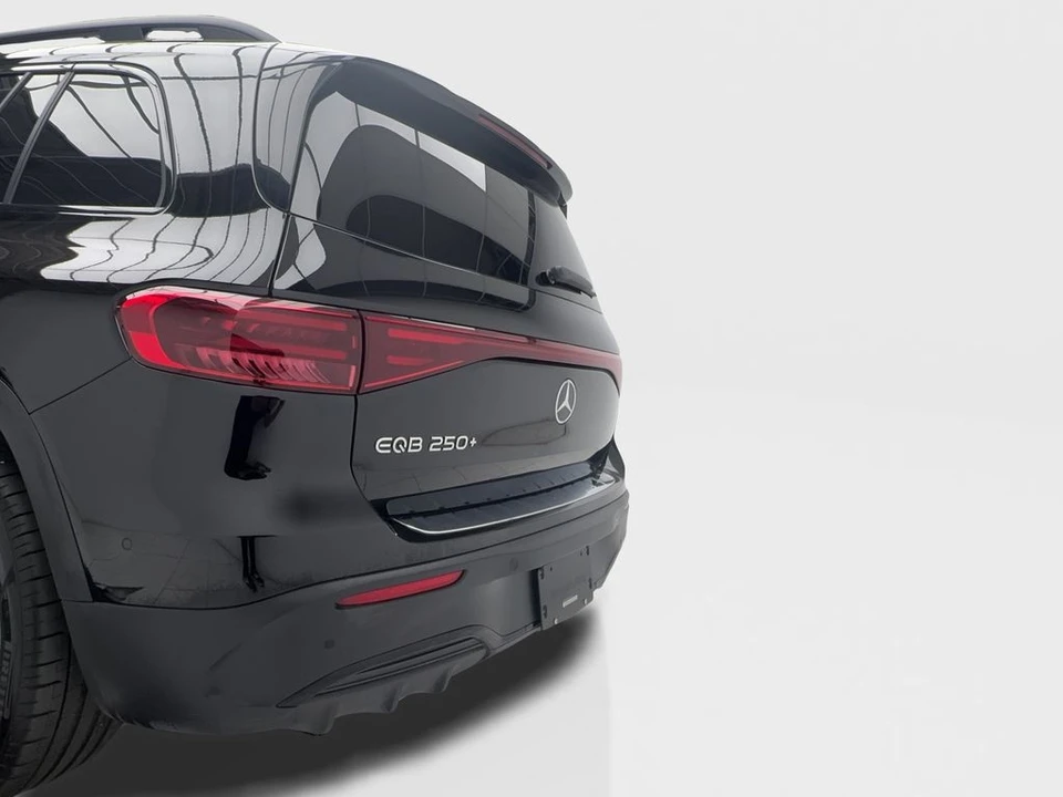 2024 Mercedes-Benz EQB - Image 10 of 21