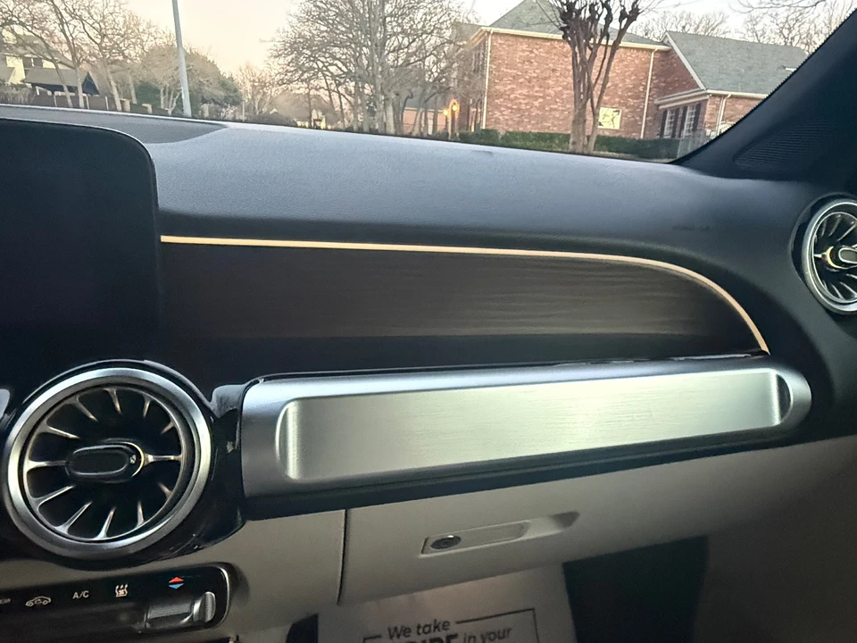 2024 Mercedes-Benz EQB - Image 17 of 21