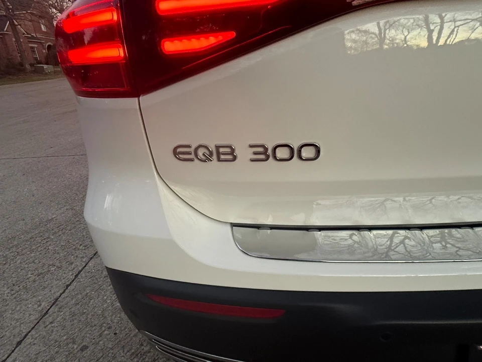 2024 Mercedes-Benz EQB - Image 9 of 21