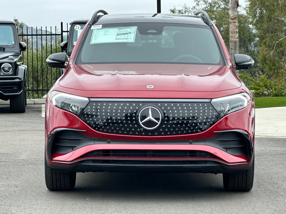2024 Mercedes-Benz EQB - Image 8 of 12