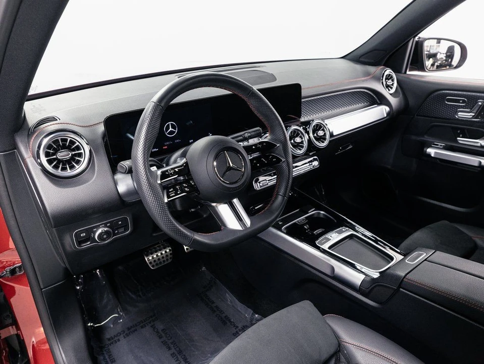 2024 Mercedes-Benz EQB - Image 8 of 21