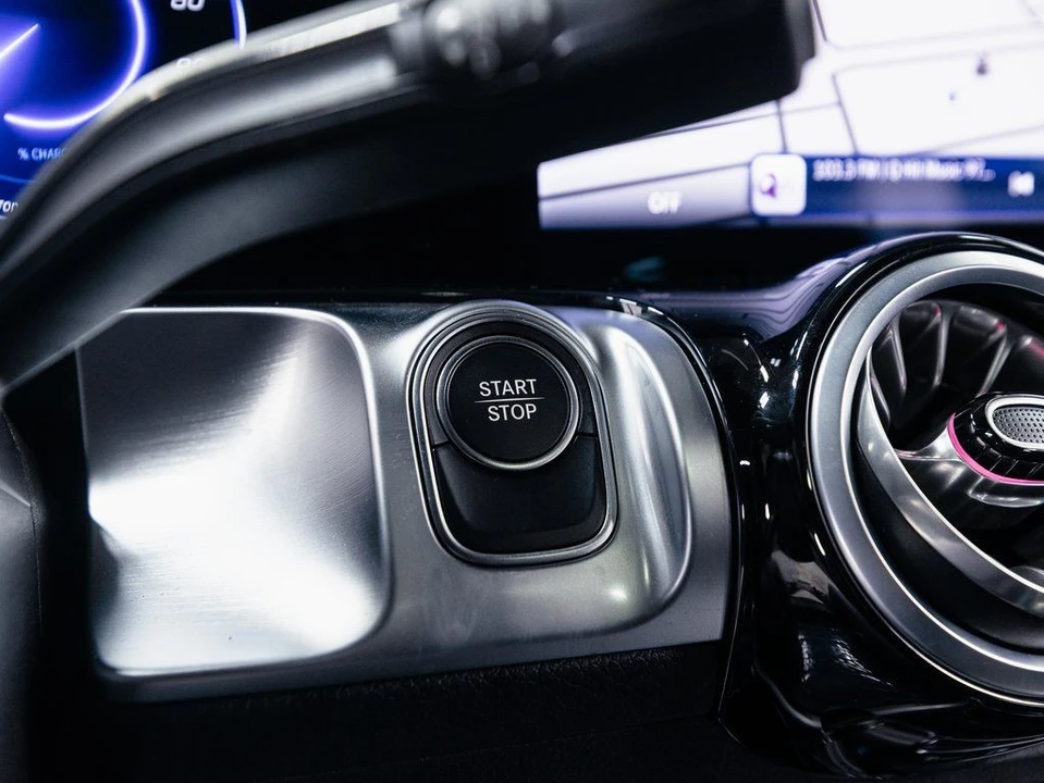 2024 Mercedes-Benz EQB - Image 16 of 21