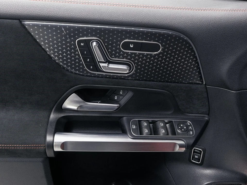 2024 Mercedes-Benz EQB - Image 6 of 12