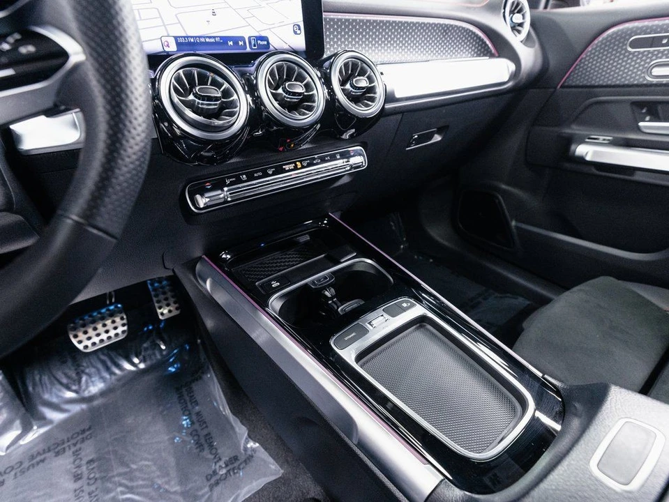 2024 Mercedes-Benz EQB - Image 14 of 21
