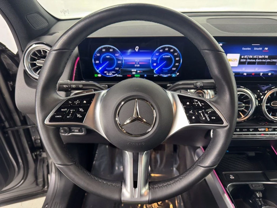 2024 Mercedes-Benz EQB - Image 12 of 21