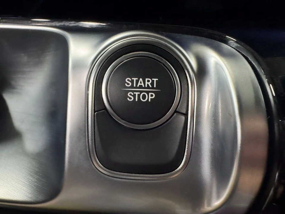 2024 Mercedes-Benz EQB - Image 16 of 21