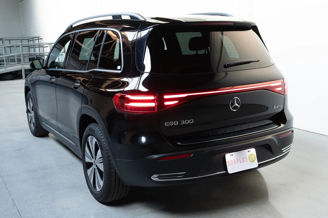 2024 Mercedes-Benz EQB - Image 2 of 21