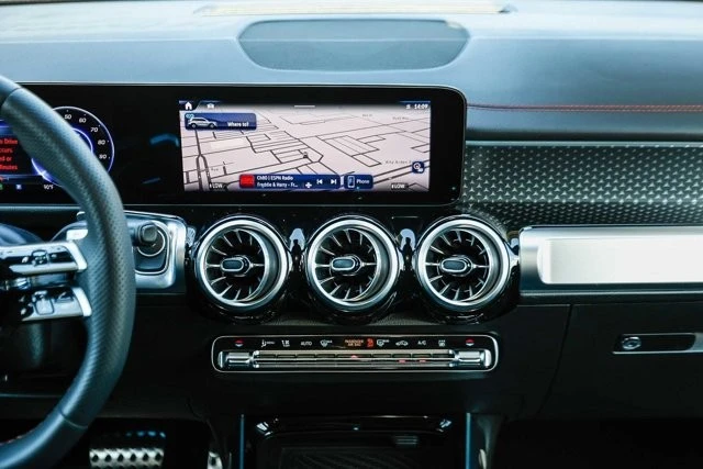 2024 Mercedes-Benz EQB - Image 11 of 21