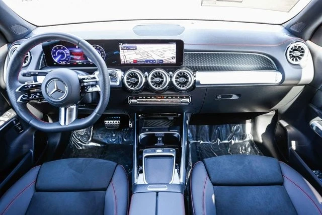 2024 Mercedes-Benz EQB - Image 10 of 21
