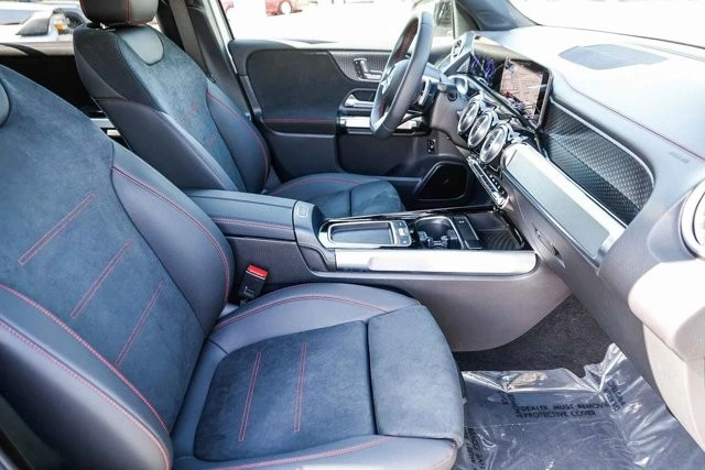 2024 Mercedes-Benz EQB - Image 17 of 21