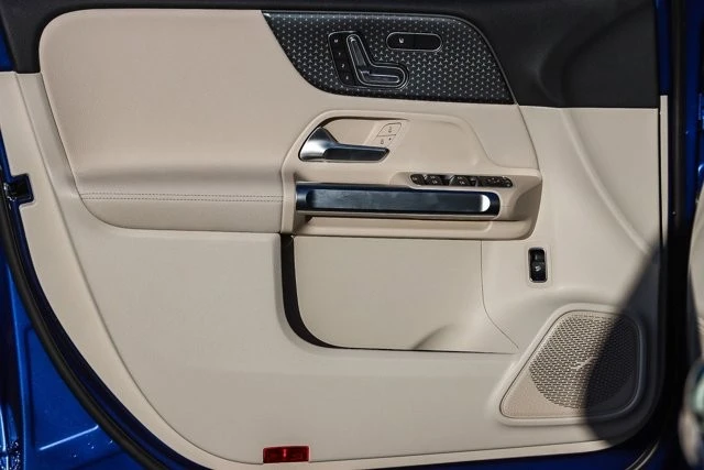 2024 Mercedes-Benz EQB - Image 20 of 21