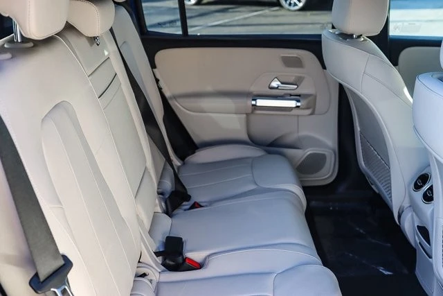2024 Mercedes-Benz EQB - Image 17 of 21