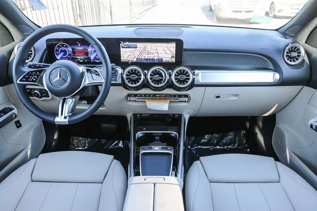 2024 Mercedes-Benz EQB - Image 12 of 21