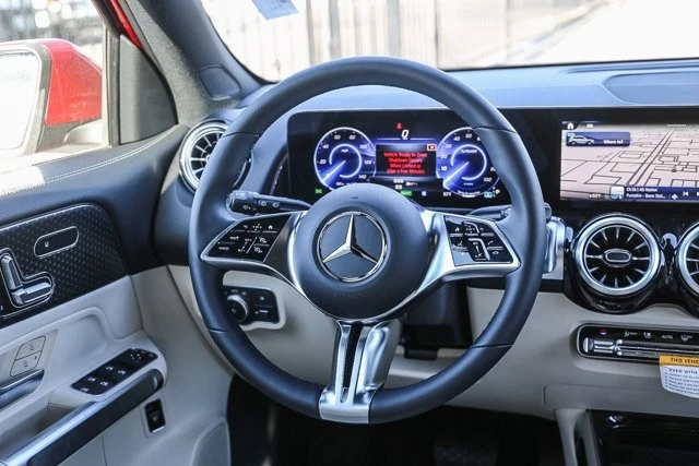 2024 Mercedes-Benz EQB - Image 15 of 21