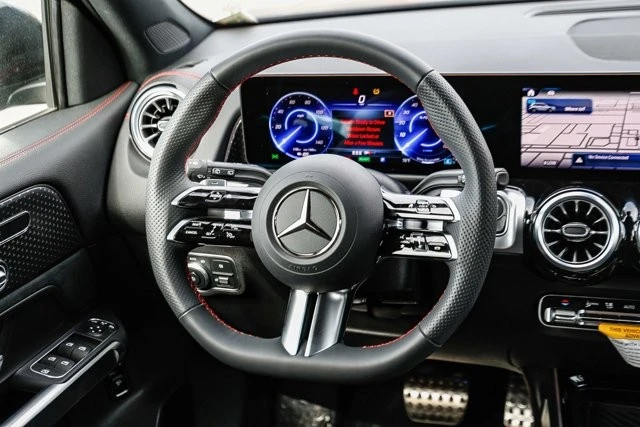 2024 Mercedes-Benz EQB - Image 13 of 21