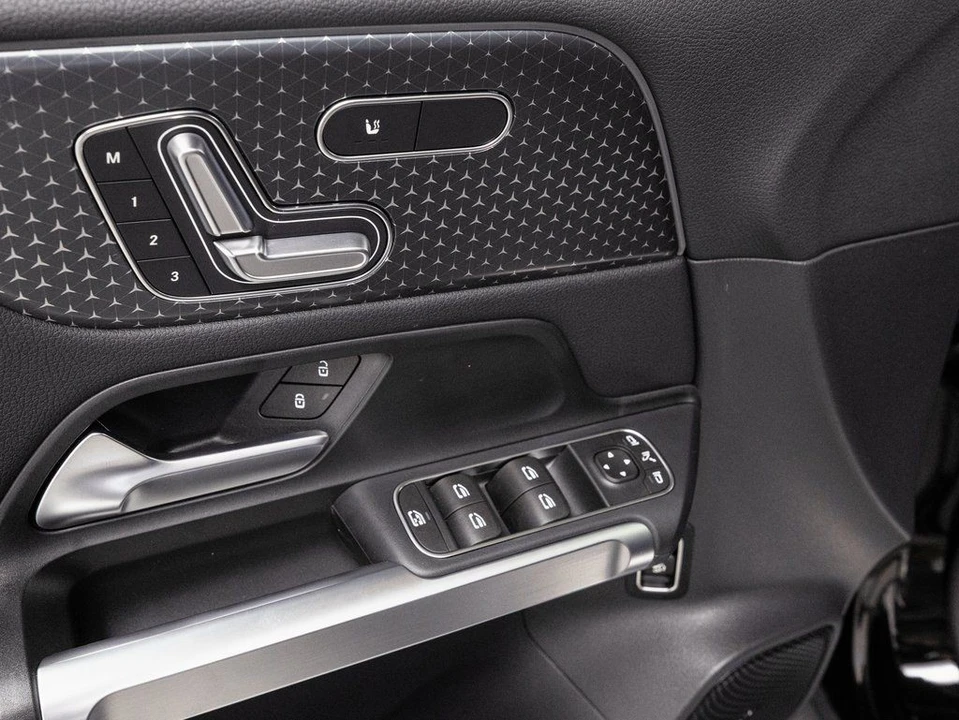 2024 Mercedes-Benz EQB - Image 6 of 21