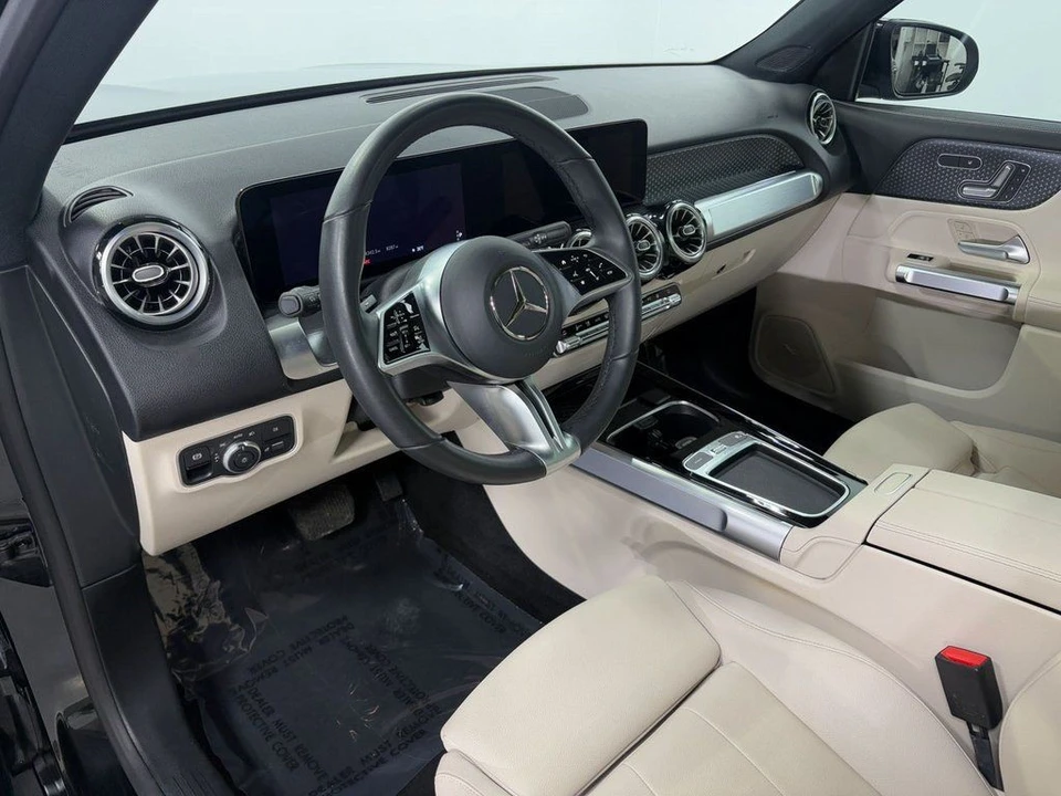 2024 Mercedes-Benz EQB - Image 9 of 21