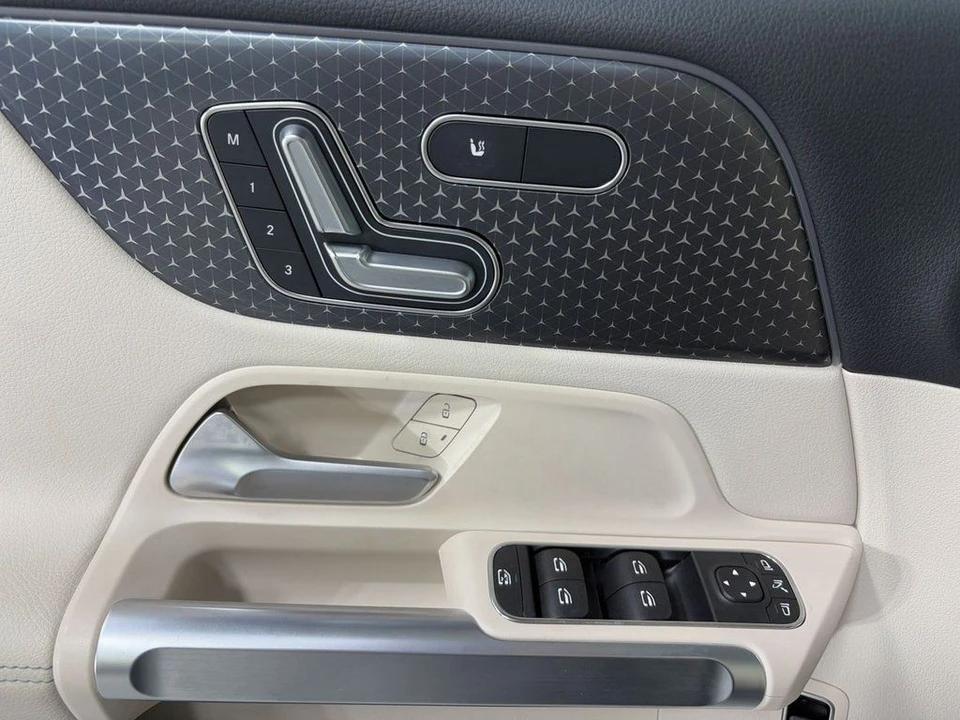 2024 Mercedes-Benz EQB - Image 6 of 21