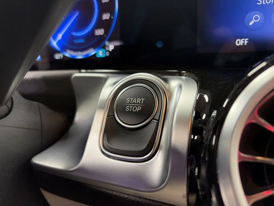 2024 Mercedes-Benz EQB - Image 15 of 21