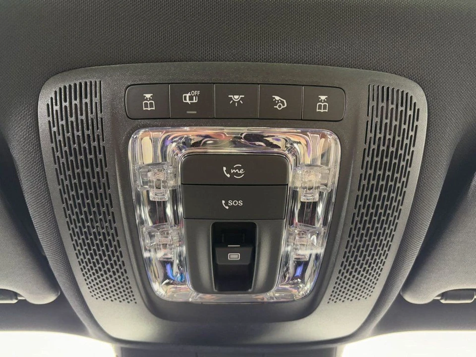 2024 Mercedes-Benz EQB - Image 19 of 21