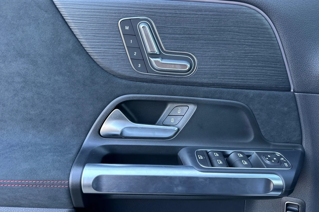 2024 Mercedes-Benz EQB - Image 12 of 12