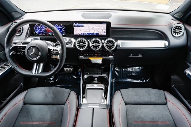 2024 Mercedes-Benz EQB - Image 10 of 12