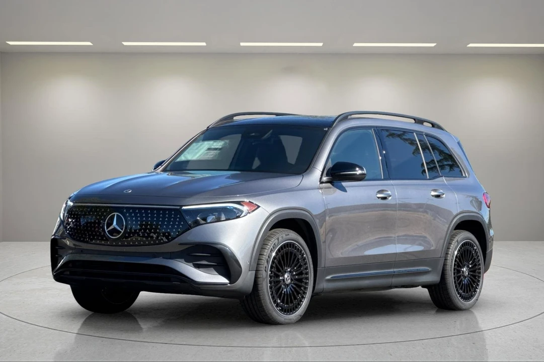 2024 Mercedes-Benz EQB - Image 8 of 12
