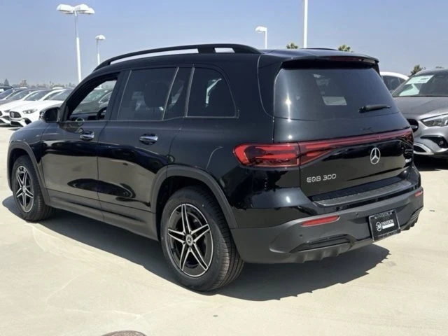 2024 Mercedes-Benz EQB - Image 10 of 12