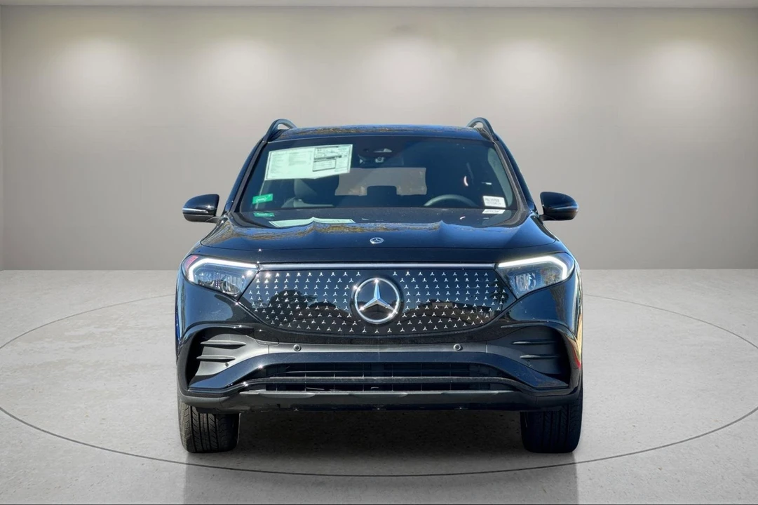 2024 Mercedes-Benz EQB - Image 9 of 12