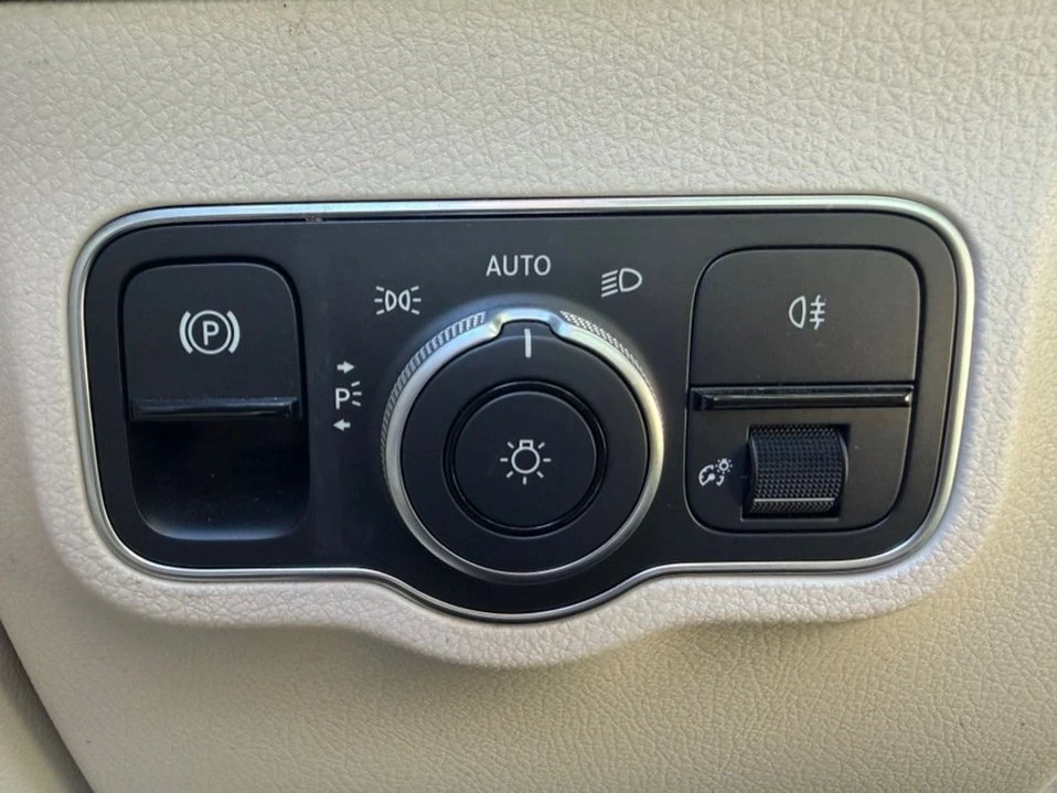 2024 Mercedes-Benz EQB - Image 18 of 20