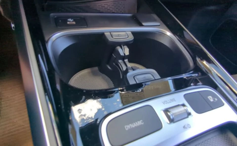 2024 Mercedes-Benz EQB - Image 8 of 20