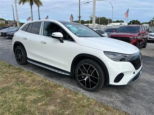 2024 Mercedes-Benz EQE - Image 10 of 19
