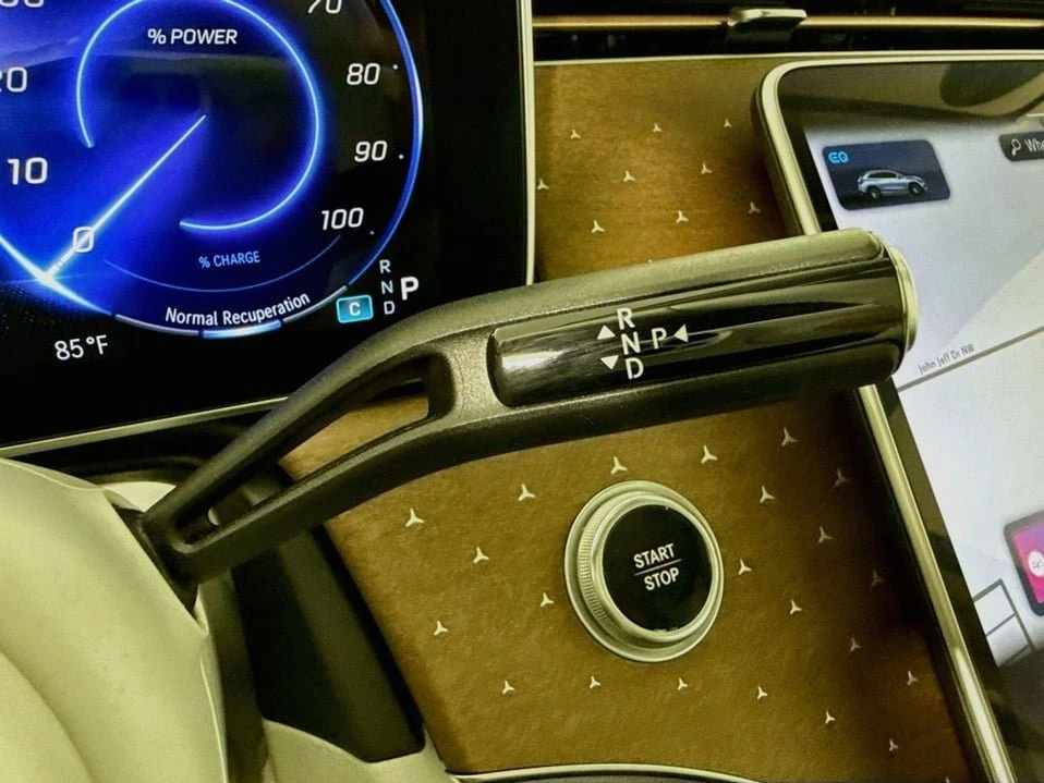 2024 Mercedes-Benz EQE - Image 19 of 20