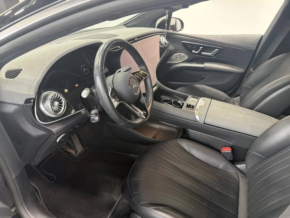 2024 Mercedes-Benz EQS - Image 10 of 13