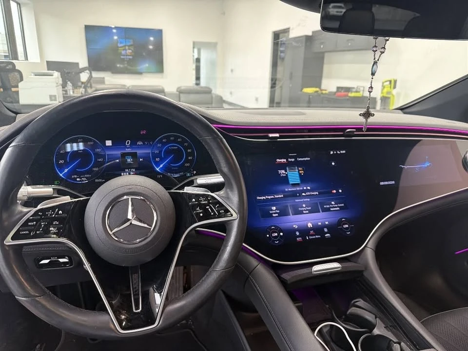 2024 Mercedes-Benz EQS - Image 12 of 13