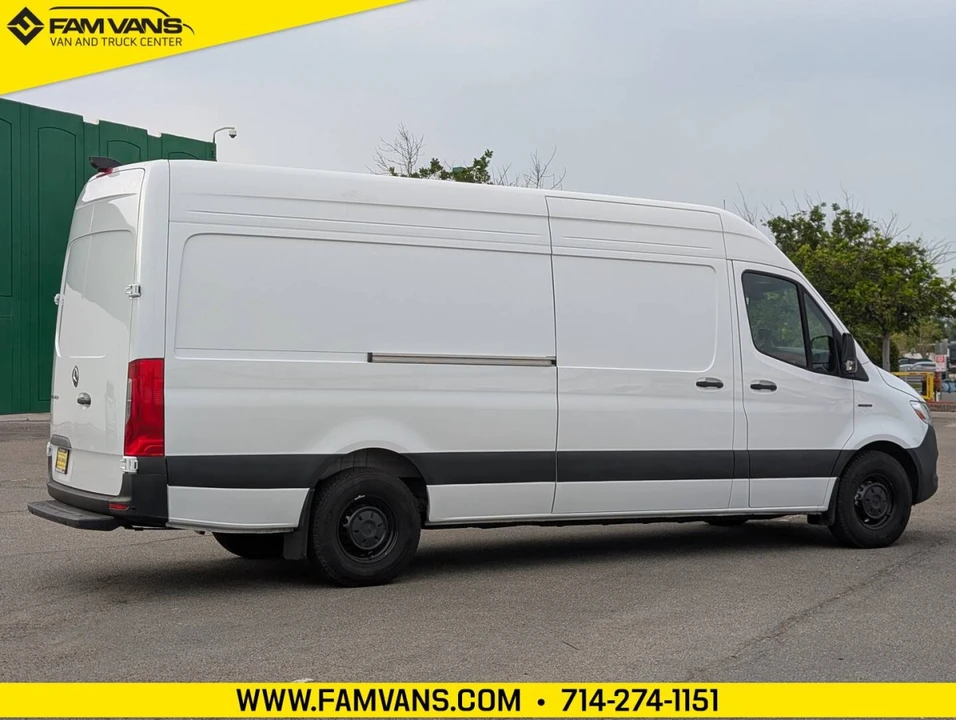 2024 Mercedes-Benz VS30 Sprinter - Image 2 of 21
