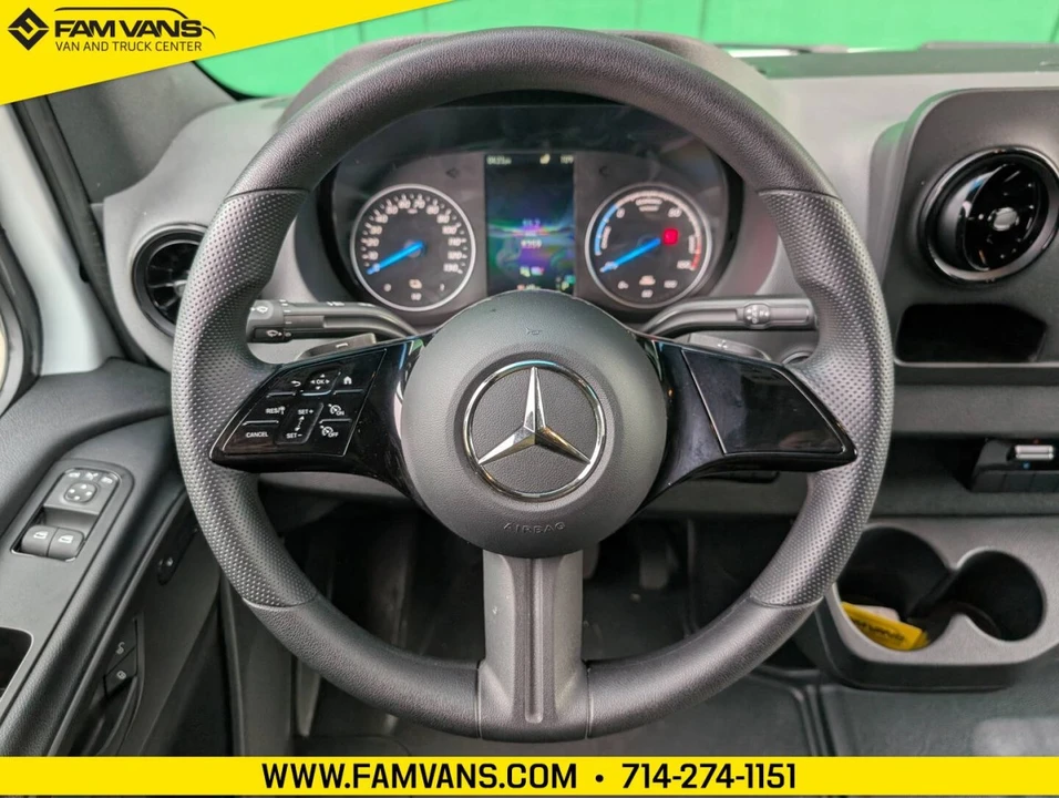 2024 Mercedes-Benz VS30 Sprinter - Image 12 of 21