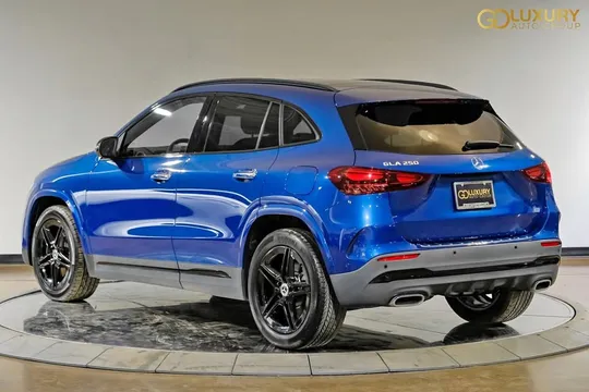 2024 Mercedes-Benz GLA 250